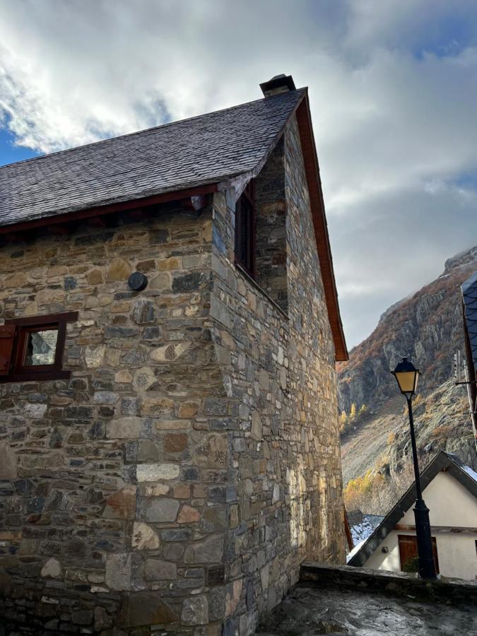 Casa De Piedra Con Encanto En El Bonito Pueblo De Bagergue Eksteriør bilde