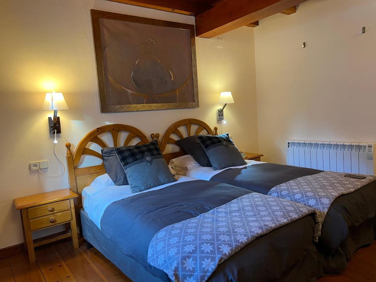 Casa De Piedra Con Encanto En El Bonito Pueblo De Bagergue Eksteriør bilde