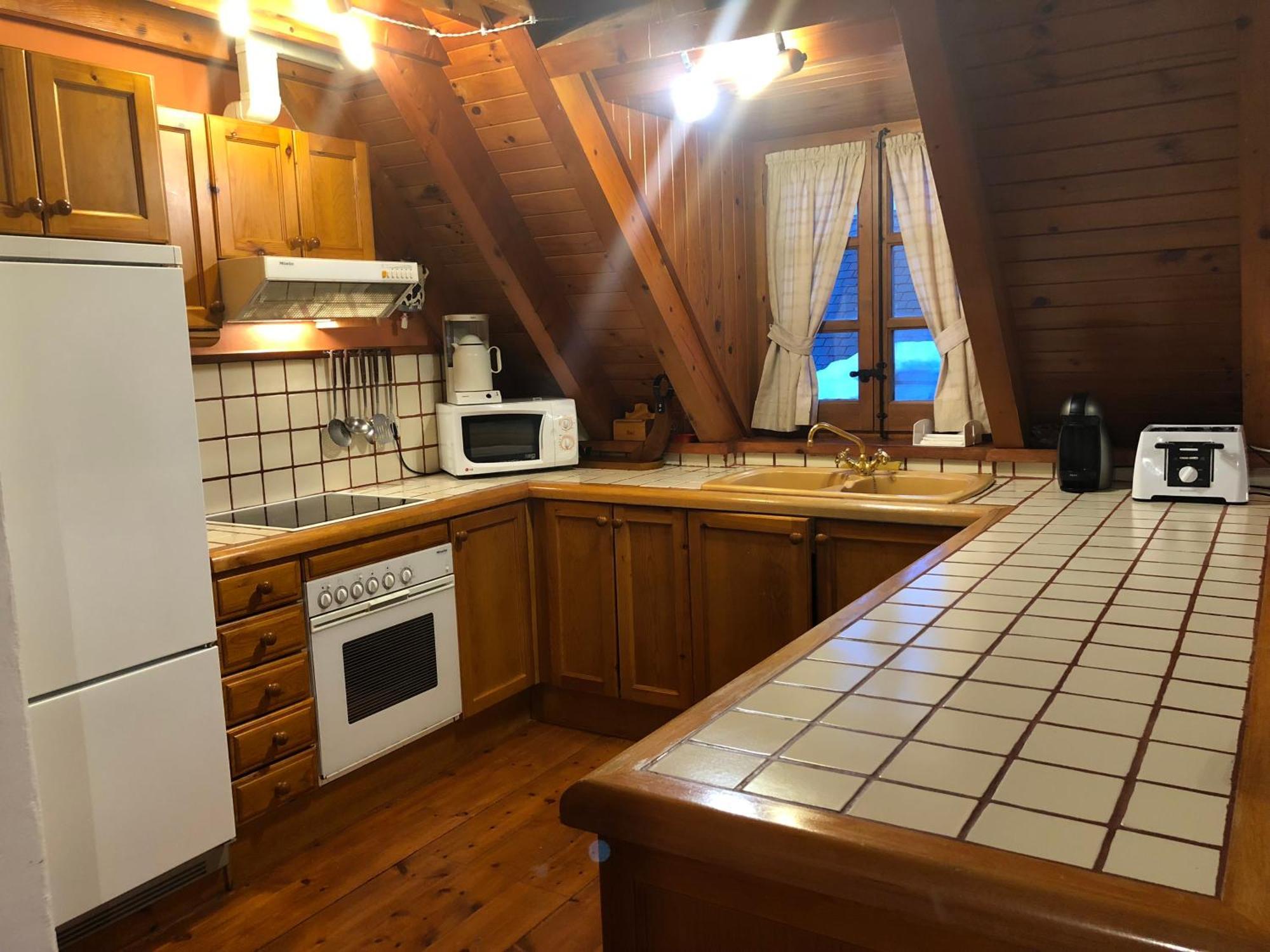 Casa De Piedra Con Encanto En El Bonito Pueblo De Bagergue Eksteriør bilde
