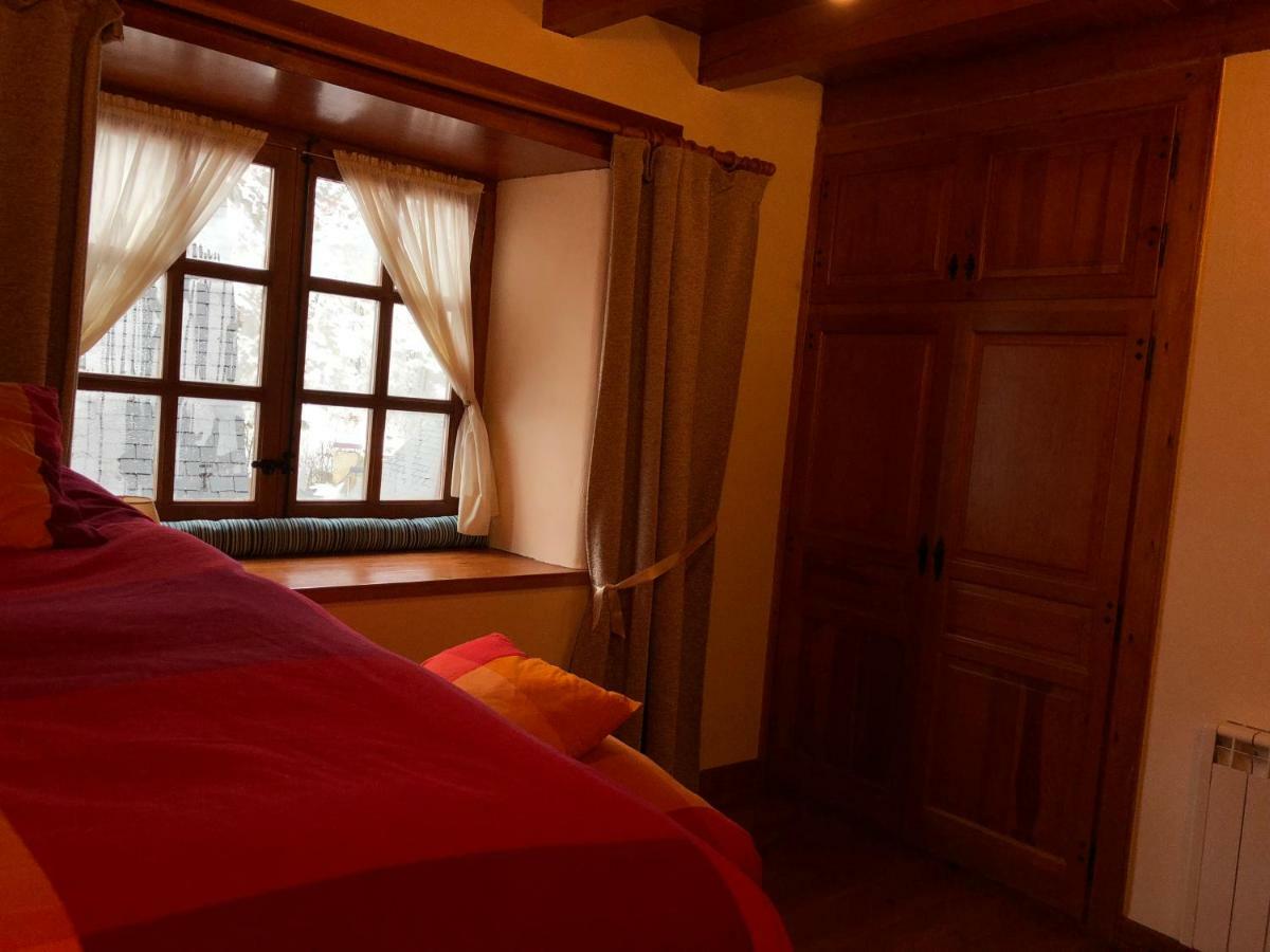 Casa De Piedra Con Encanto En El Bonito Pueblo De Bagergue Eksteriør bilde
