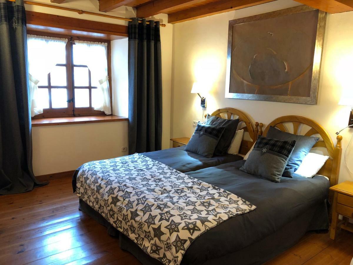 Casa De Piedra Con Encanto En El Bonito Pueblo De Bagergue Eksteriør bilde